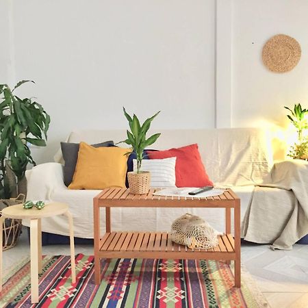Апартаменты San Matias Urban Retreat With Balcony Гранада Экстерьер фото